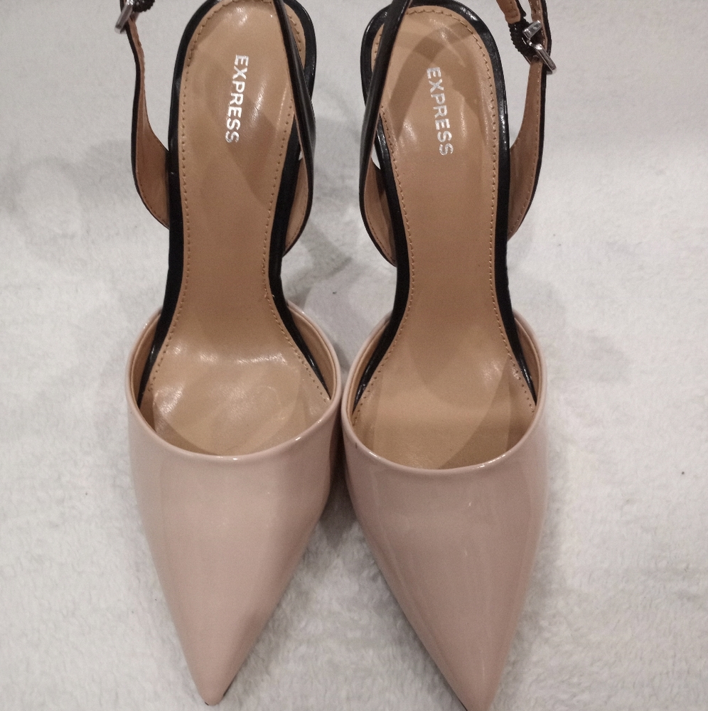 Express Heels - Picture 3 of 14